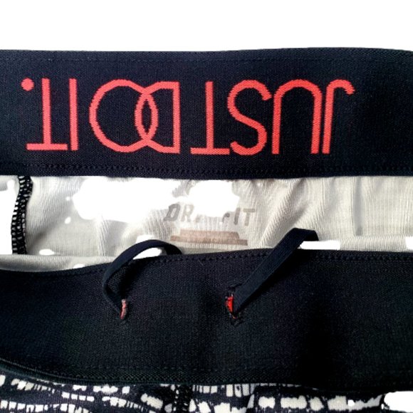 Nike Just Do It” Black and White Running Dri Fit Capri leggings. Size SM - Picture 2 of 5